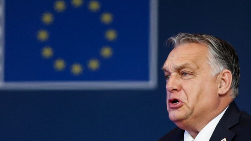 La Hongrie prend la présidence du Conseil de l'Union européenne pour six mois
Le pays succède à la Belgique à partir de lundi et assurera sa mission jusqu'en décembre.